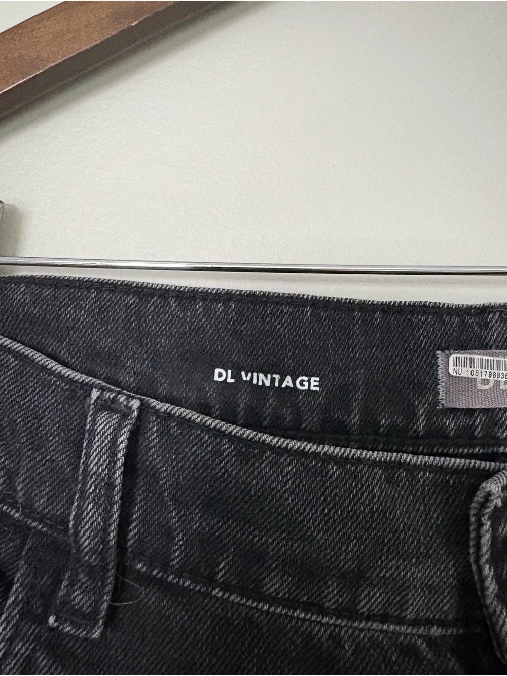 DL1961 Hepburn Wide Leg Jeans 32 High Rise 100% Cotton Black Denim Distressed - Picture 5 of 14